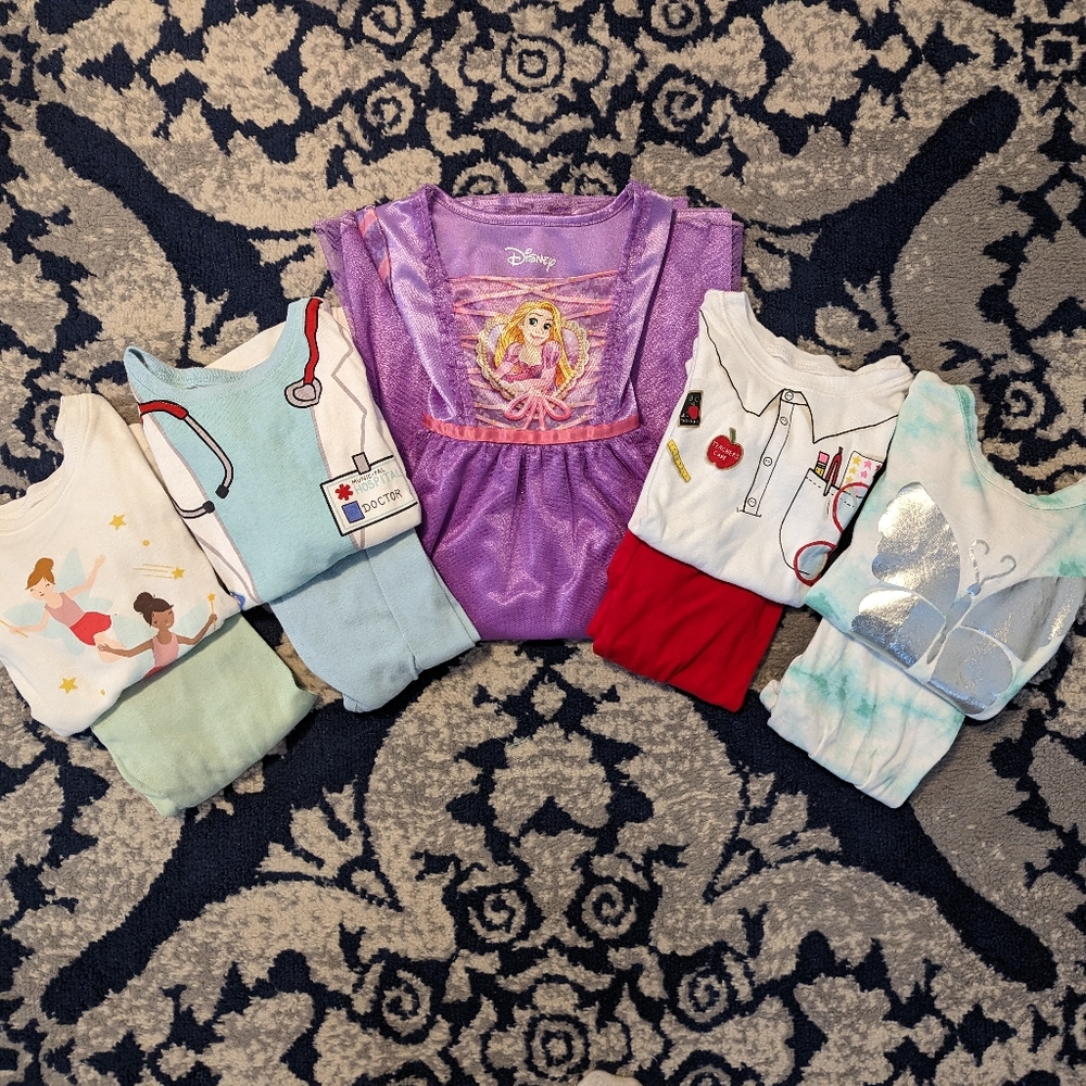 Pajama Bundle in Size 4T - Old Navy, Gap, Disney